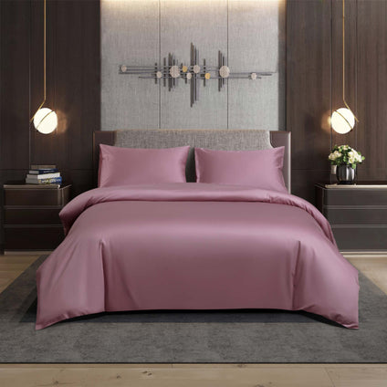 Aulaire 60s 3-piece Duvet Cover and Pillowcase Set. Sateen in Bean pink.
